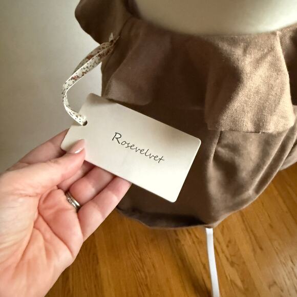 ROSEVELVET | Tan Linen Blend Ruffle Trim Halter Cutout Romper | Small BNWT - Picture 5 of 8